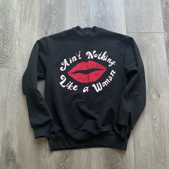 simple gospel aint nothing like a woman black red lips sweater size small - Picture 4 of 7